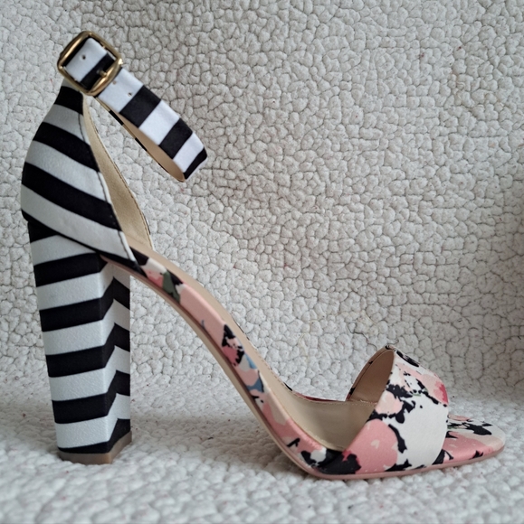 Shoe Dazzle Black and Pink Striped Heels - Picture 3 of 9